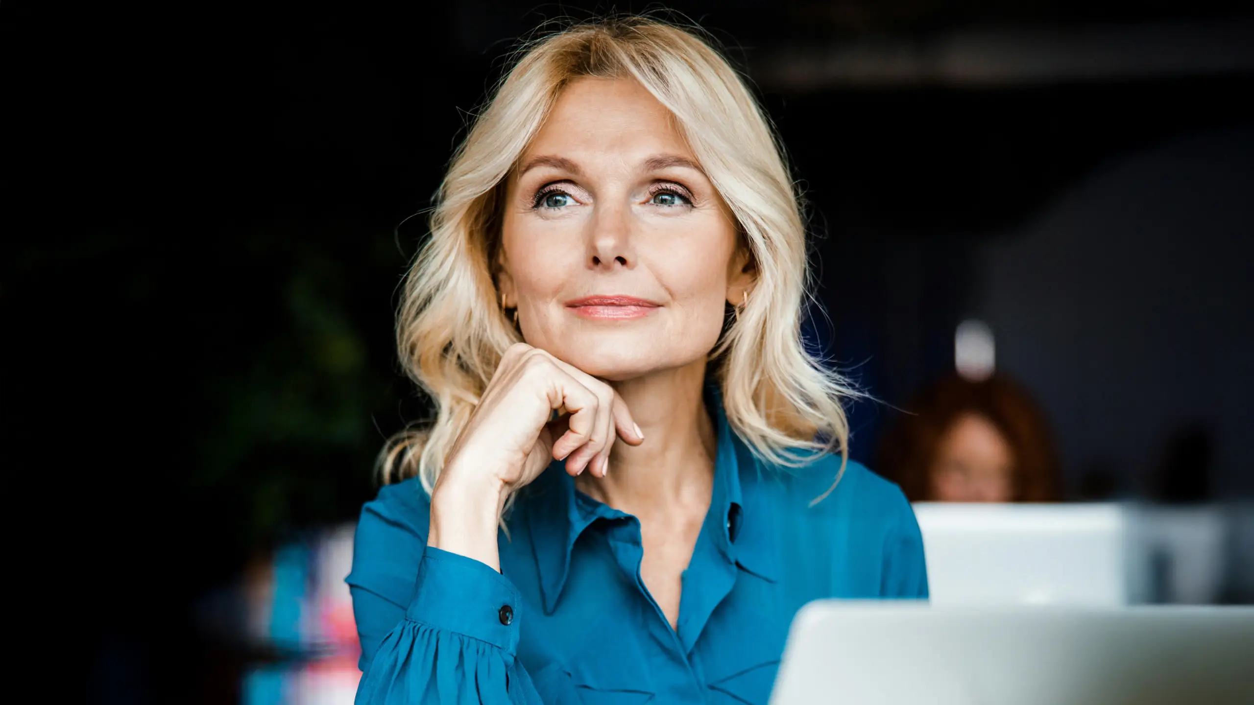 Magnesium during menopause: How to combat stress, bloating, fatigue & more